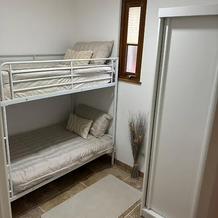 Tatil Evi Modern 2 Bed Situated In Villereal